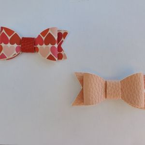 Heart and Blush Bow Set